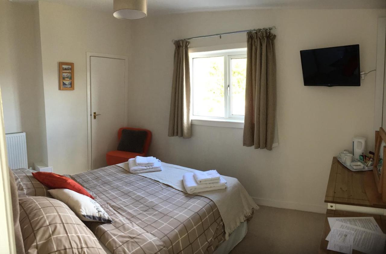 Stables Guest House นิวตันสจวร์ต ภายนอก รูปภาพ